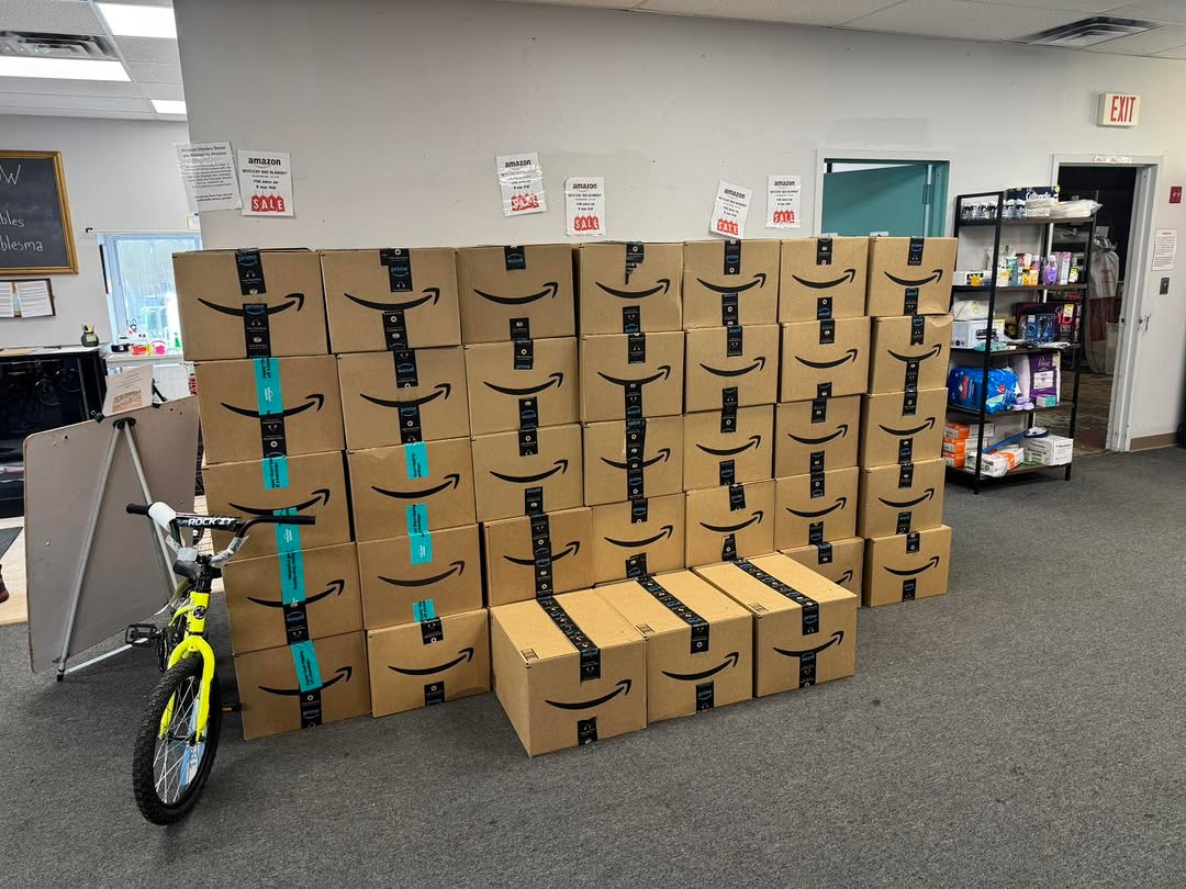 Amazon Return Pallets: What's Really Inside?